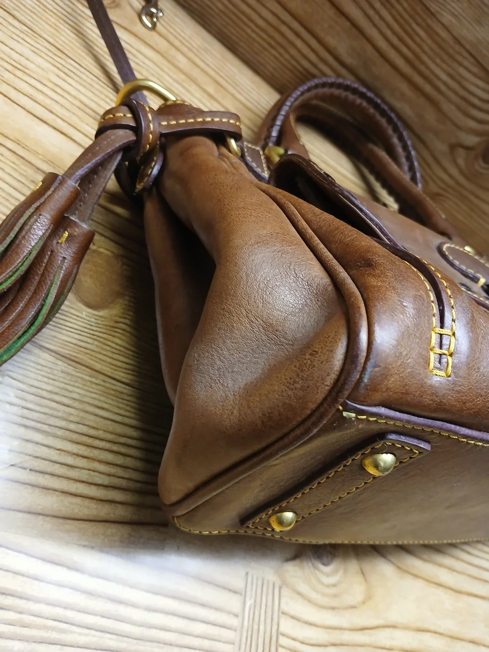 Dooney & Bourke classic brown